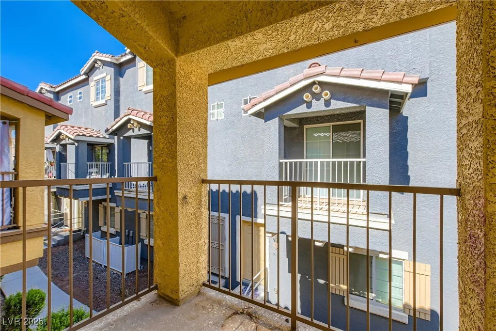 5915 Nuevo Leon, North Las Vegas, NV 89031
