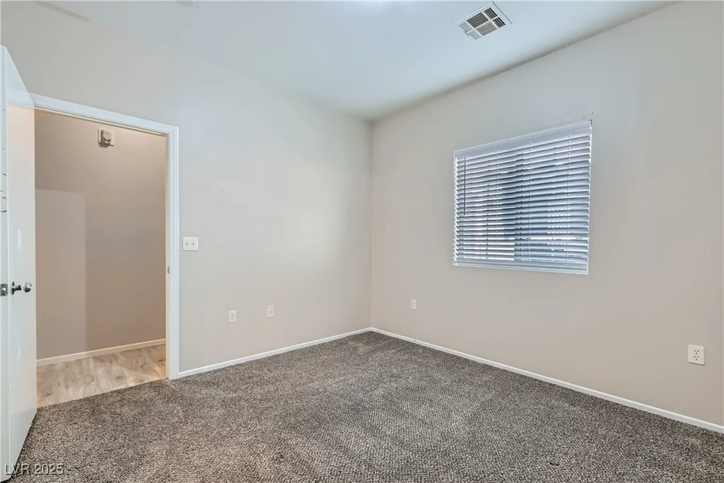 5915 Nuevo Leon, North Las Vegas, NV 89031
