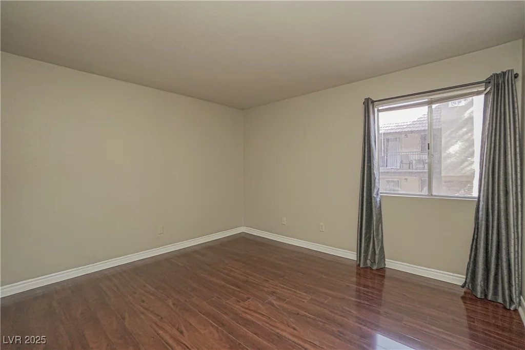 5383 Indian River, Las Vegas, NV 89103