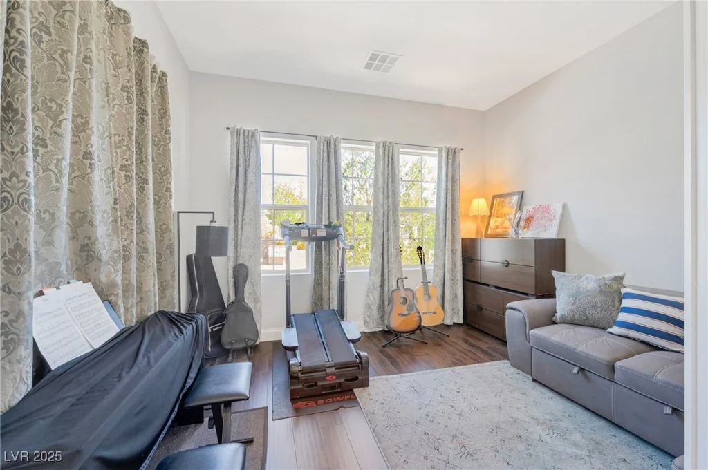 12273 Catanzaro, Las Vegas, NV 89138