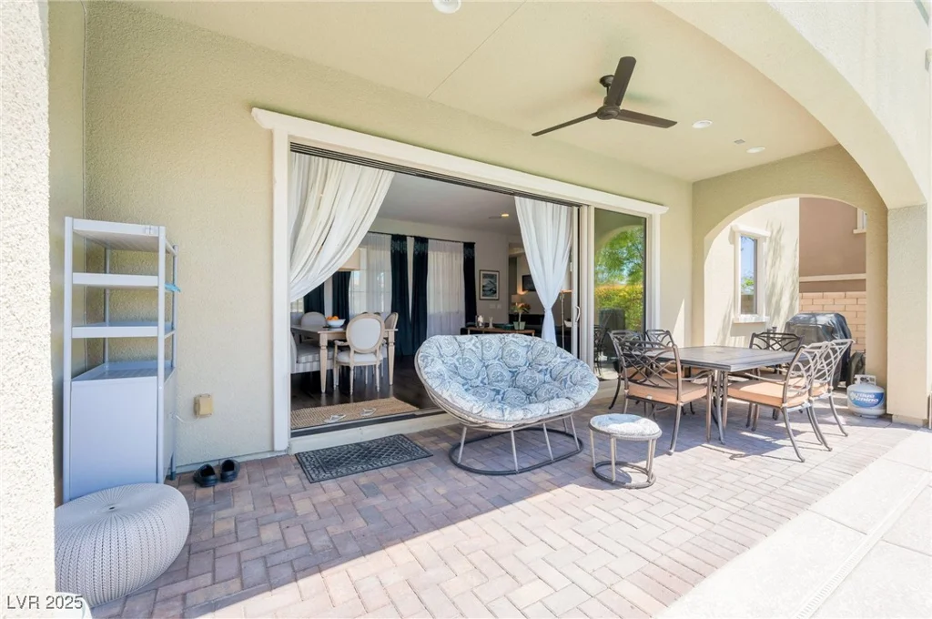 12273 Catanzaro, Las Vegas, NV 89138