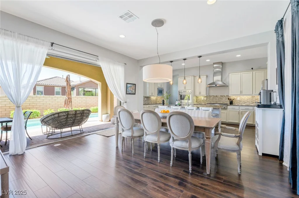 12273 Catanzaro, Las Vegas, NV 89138