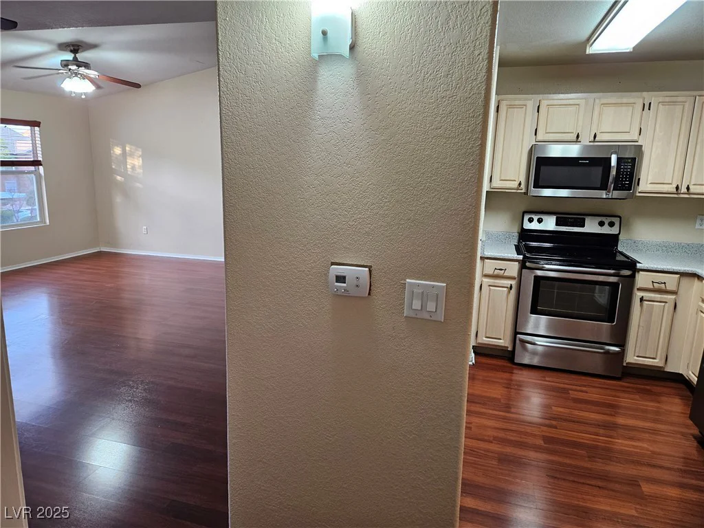 555 Silverado Ranch, Las Vegas, NV 89183