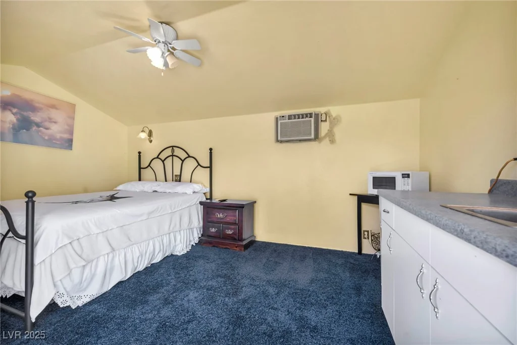 819 Arrowhead, Henderson, NV 89002