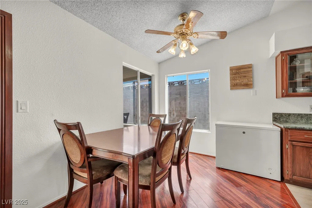 819 Arrowhead, Henderson, NV 89002