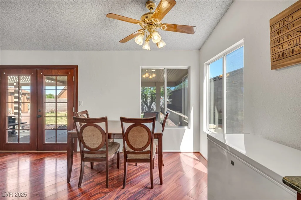 819 Arrowhead, Henderson, NV 89002