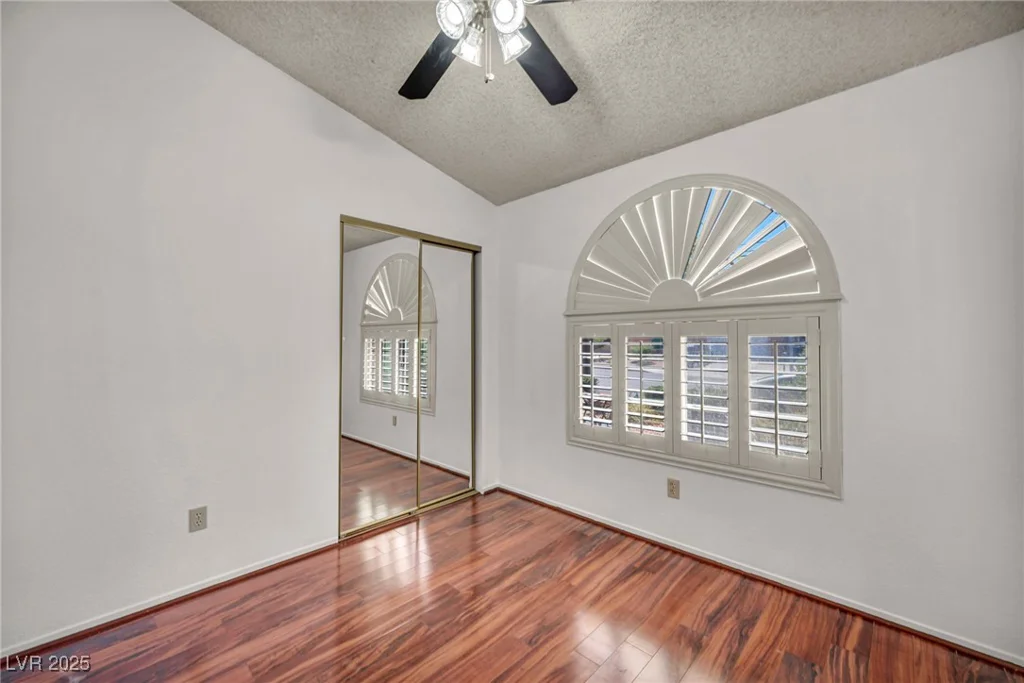 819 Arrowhead, Henderson, NV 89002