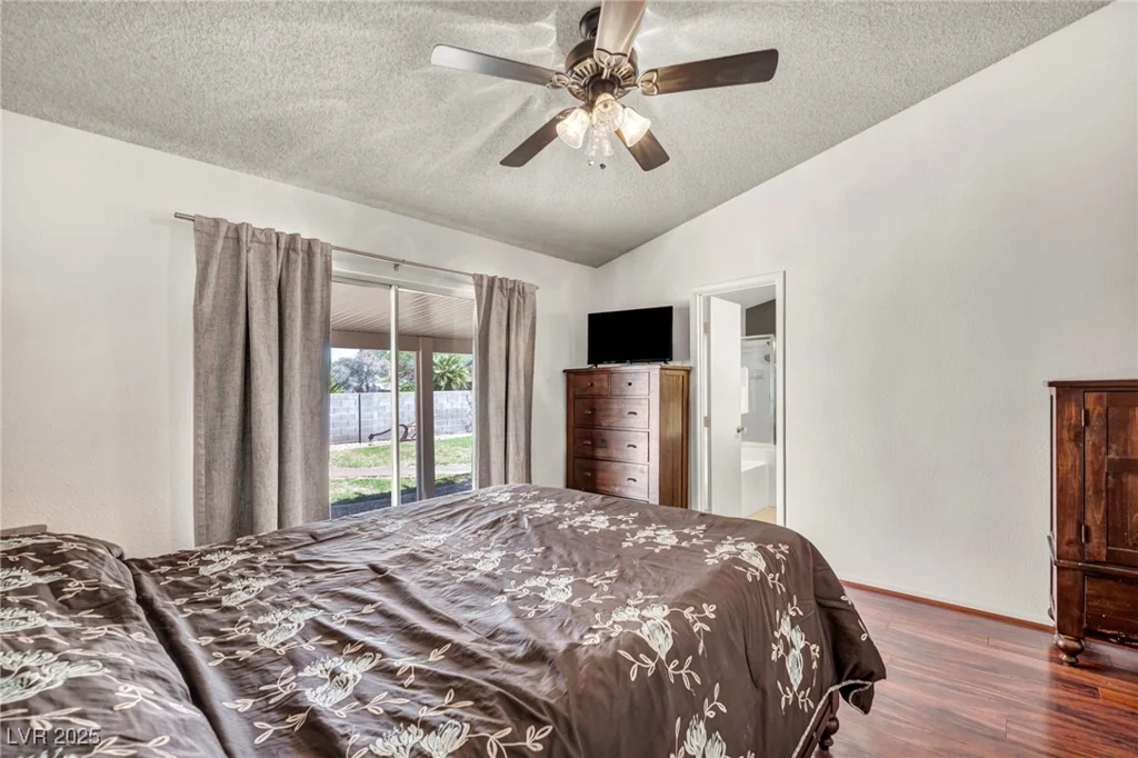 819 Arrowhead, Henderson, NV 89002