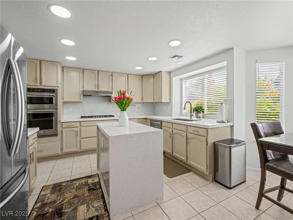 2736 Huber Heights, Las Vegas, NV 89128