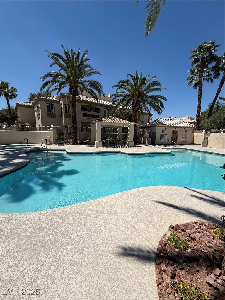 7400 Flamingo, Las Vegas, NV 89147