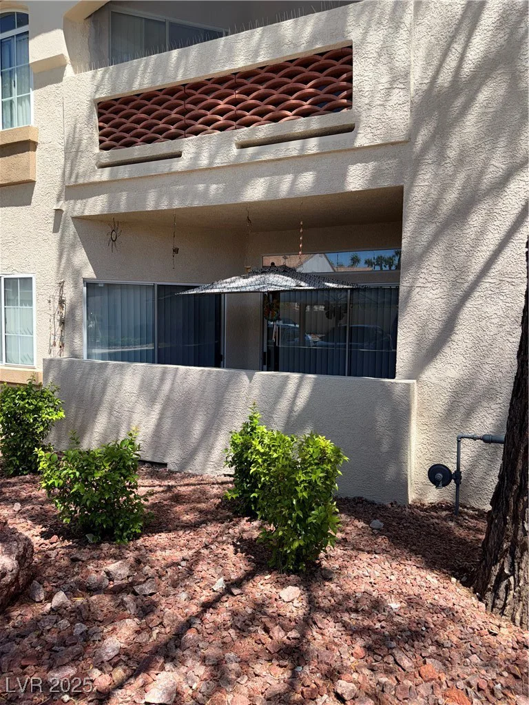 7400 Flamingo, Las Vegas, NV 89147