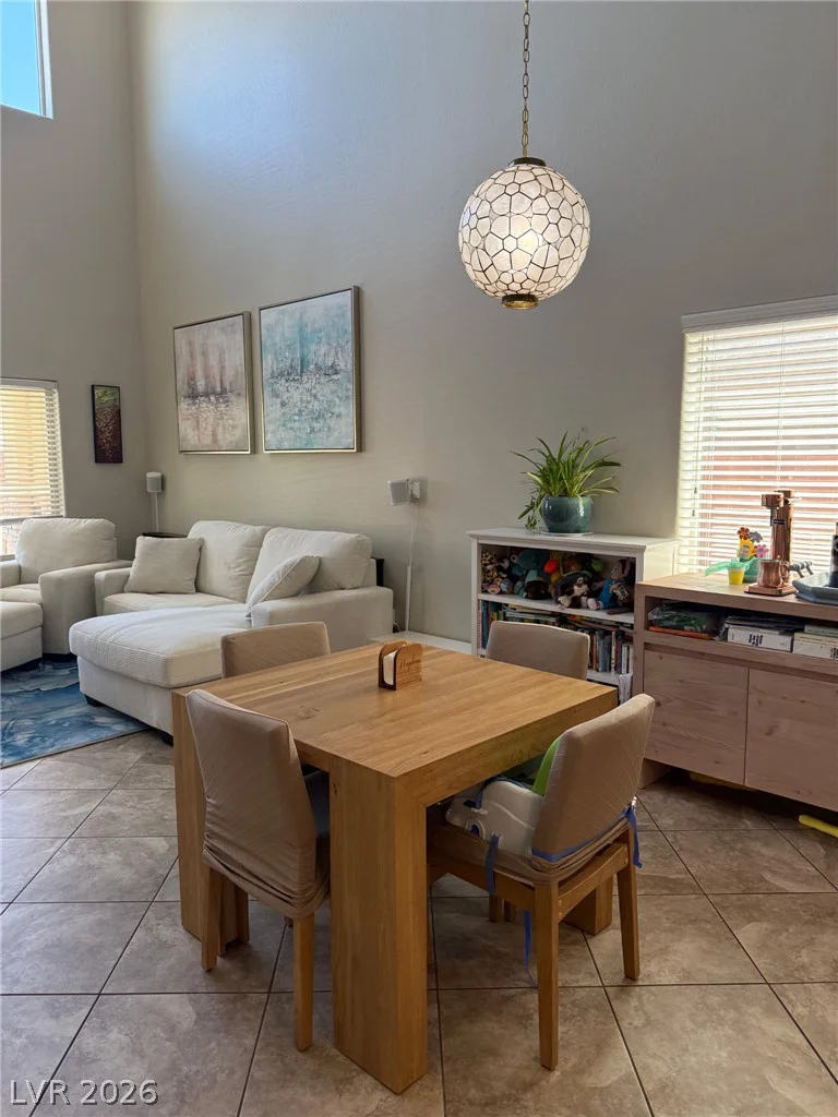 5662 Oak Bend, Las Vegas, NV 89135