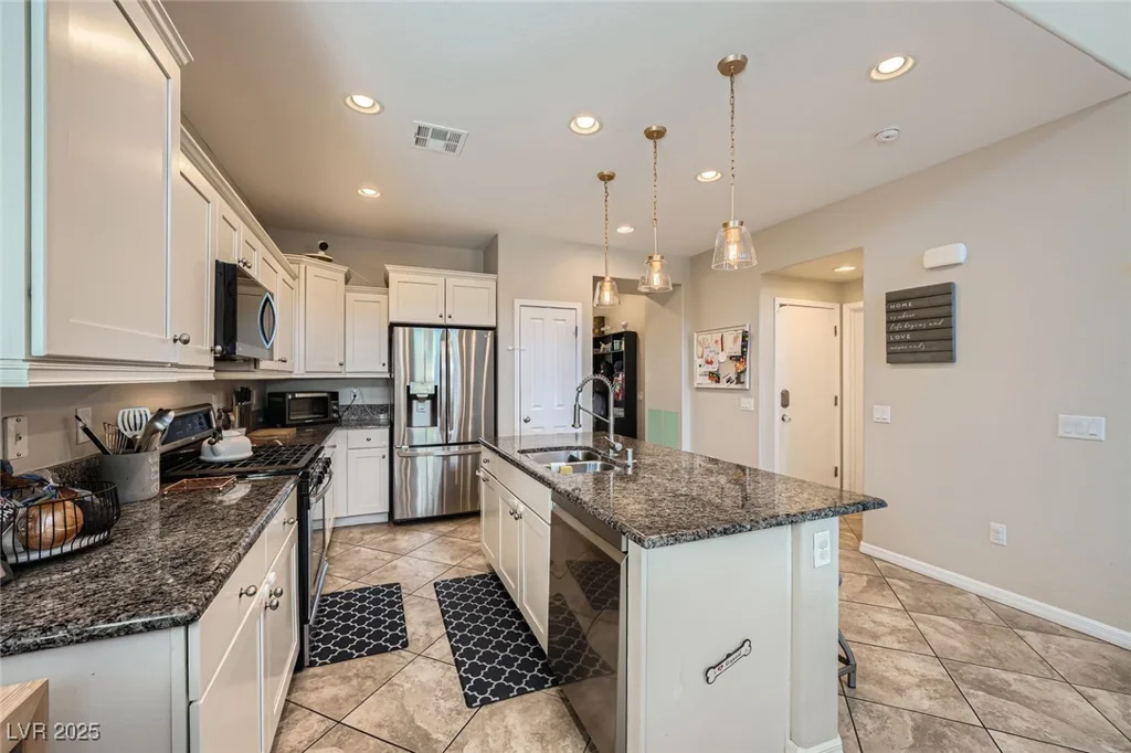 5662 Oak Bend, Las Vegas, NV 89135