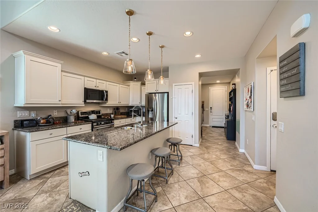 5662 Oak Bend, Las Vegas, NV 89135