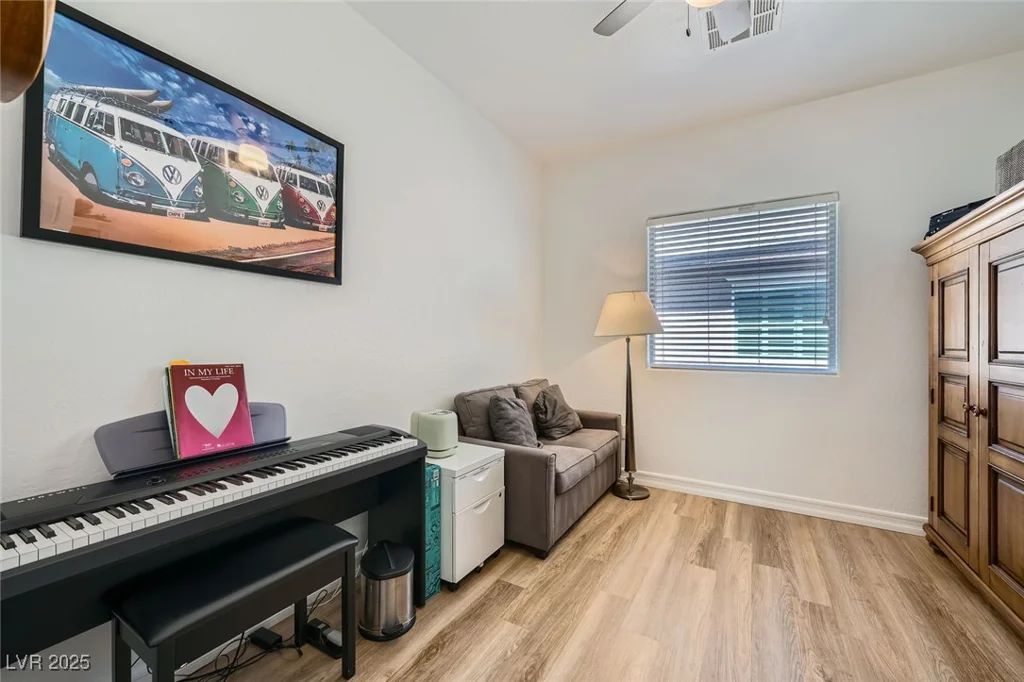 5662 Oak Bend, Las Vegas, NV 89135