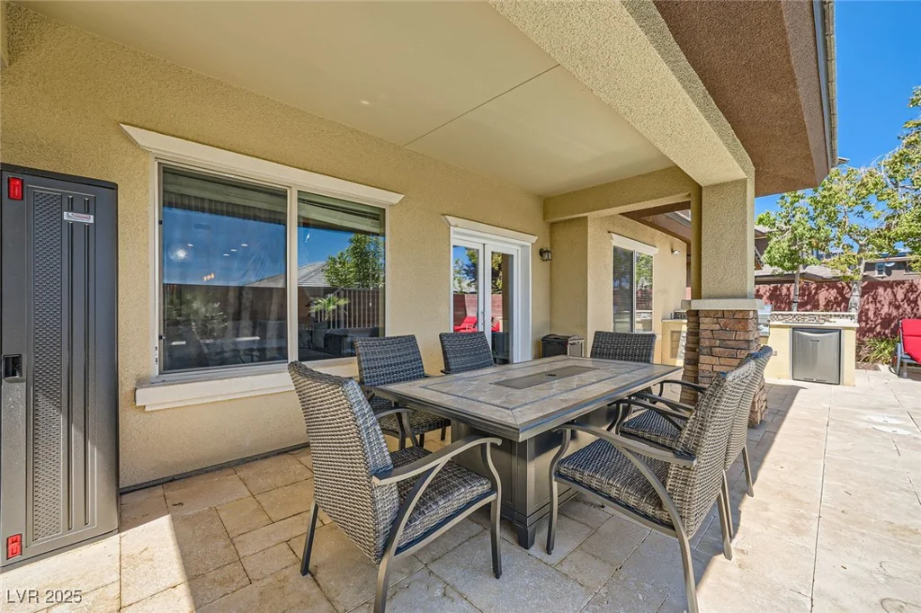 5662 Oak Bend, Las Vegas, NV 89135