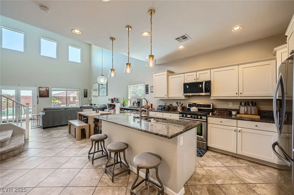 5662 Oak Bend, Las Vegas, NV 89135