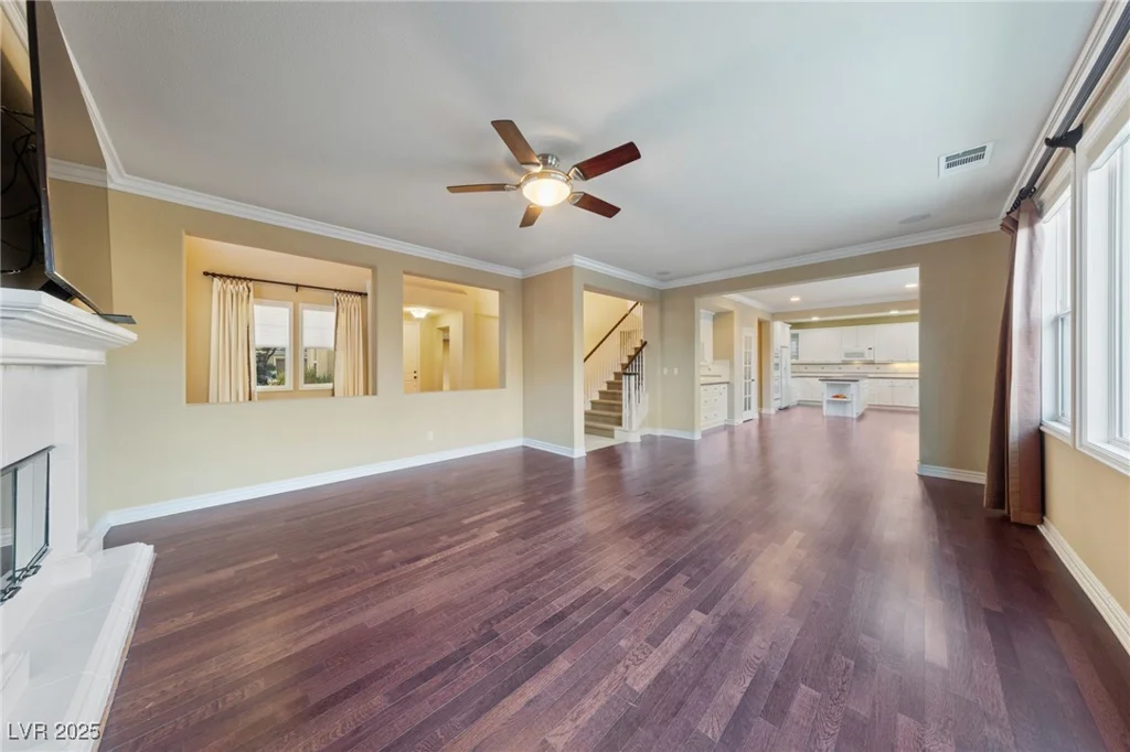 7438 Desertscape, Las Vegas, NV 89178