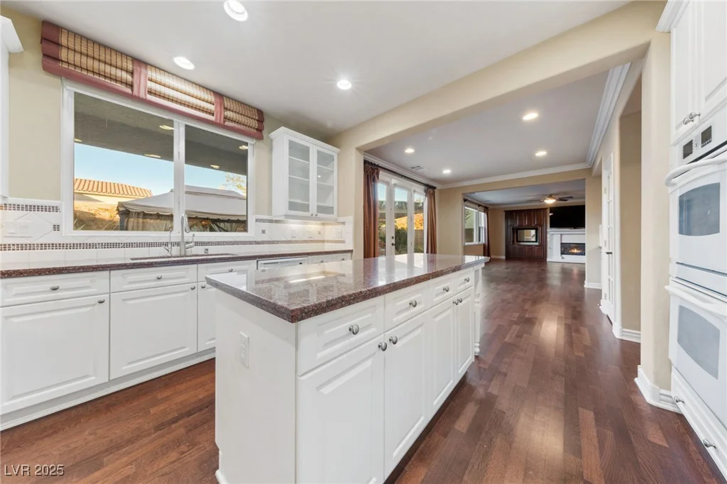 7438 Desertscape, Las Vegas, NV 89178