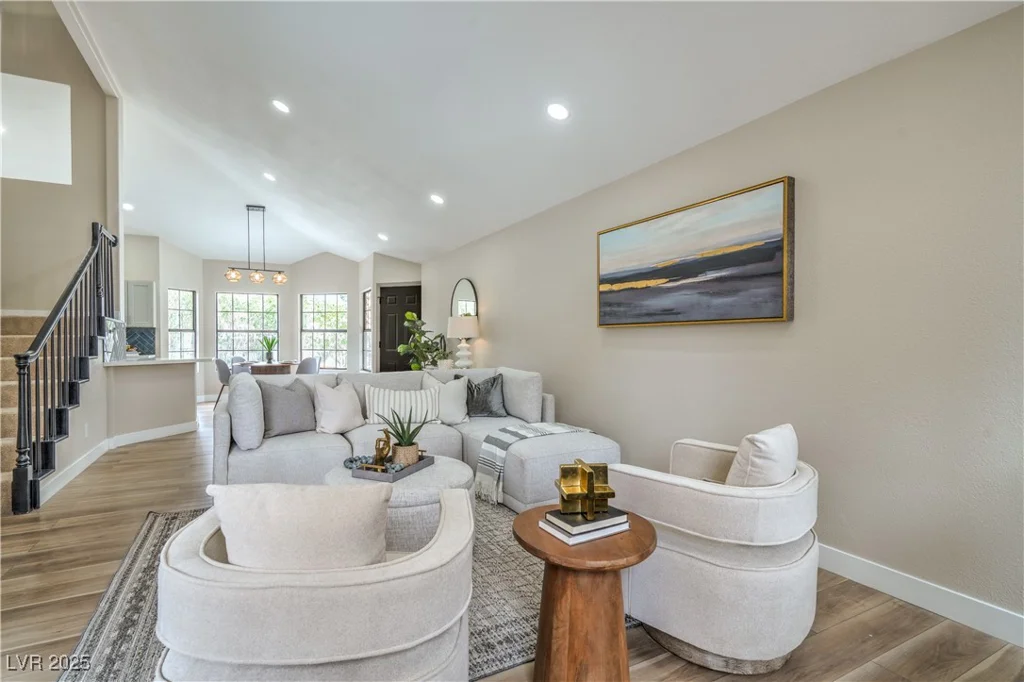 5757 Charles Holden, Las Vegas, NV 89103
