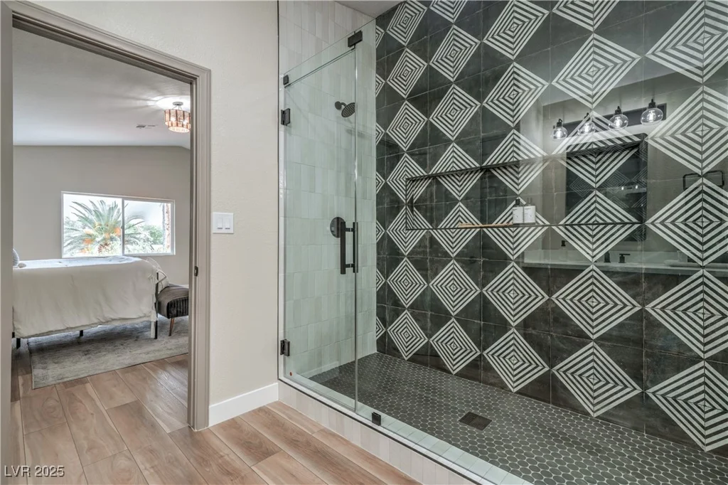 5757 Charles Holden, Las Vegas, NV 89103