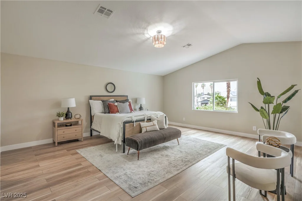 5757 Charles Holden, Las Vegas, NV 89103