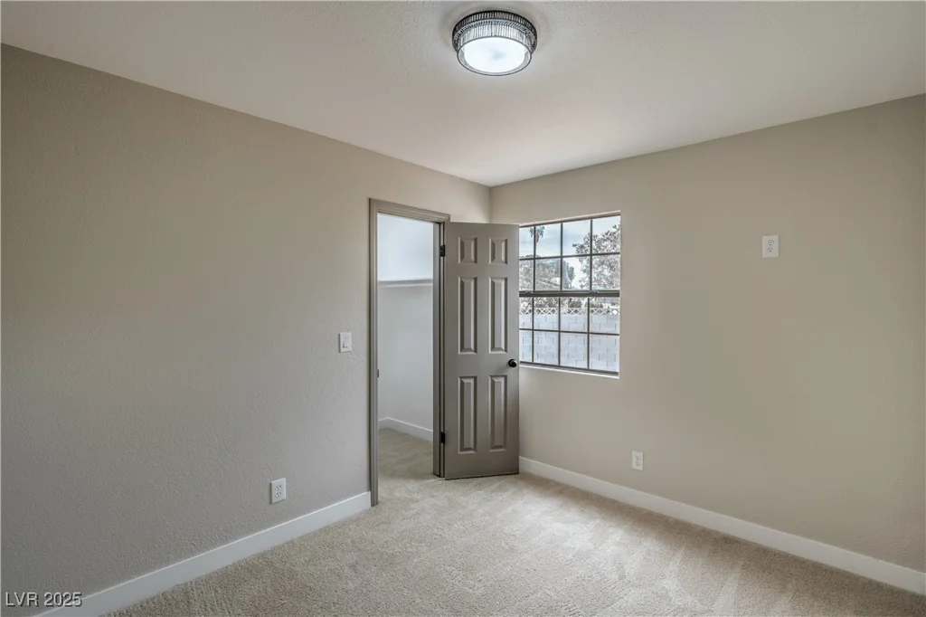 5757 Charles Holden, Las Vegas, NV 89103