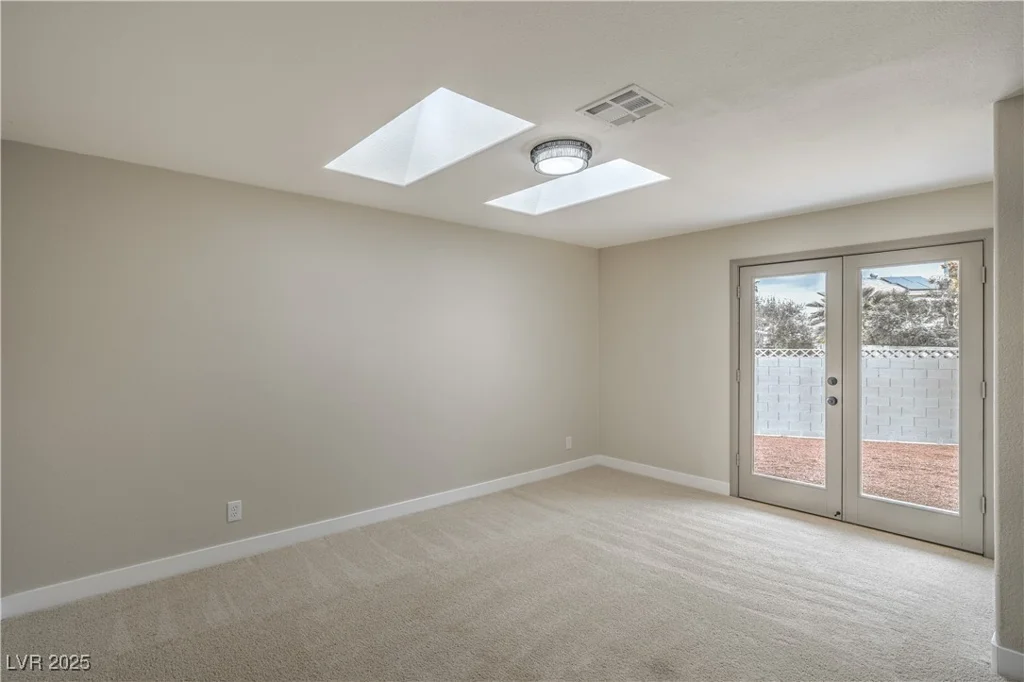 5757 Charles Holden, Las Vegas, NV 89103