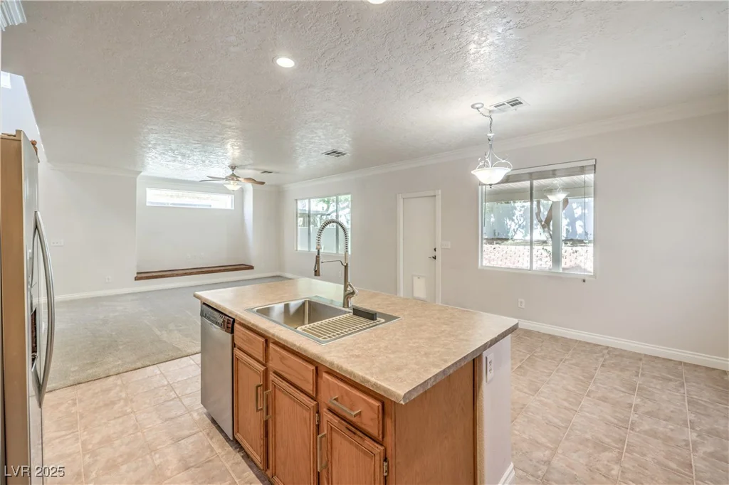 6649 Maple Mesa, North Las Vegas, NV 89084