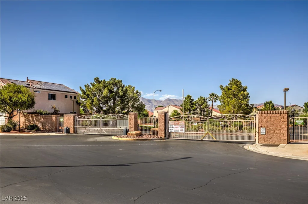 6649 Maple Mesa, North Las Vegas, NV 89084