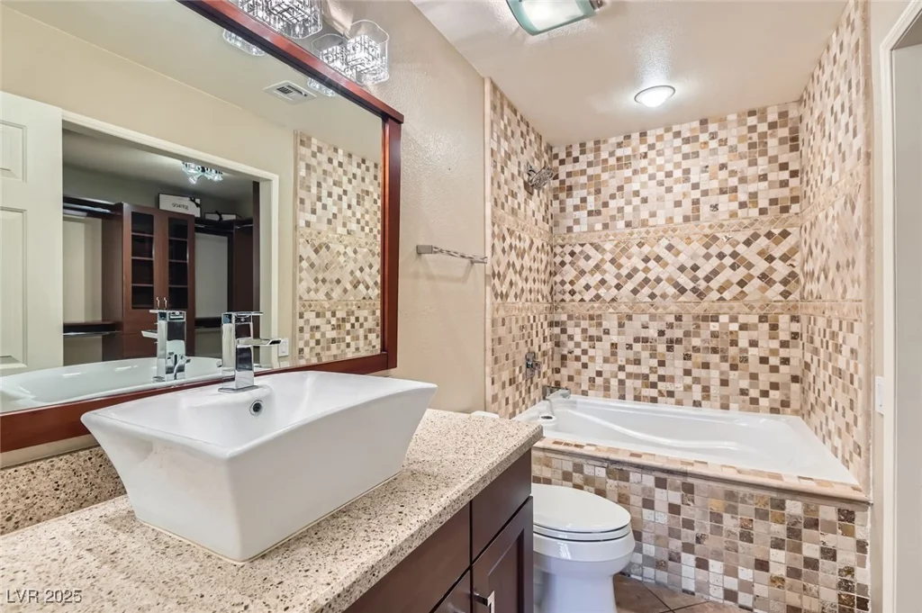 10159 Tumbling Tree, Las Vegas, NV 89183
