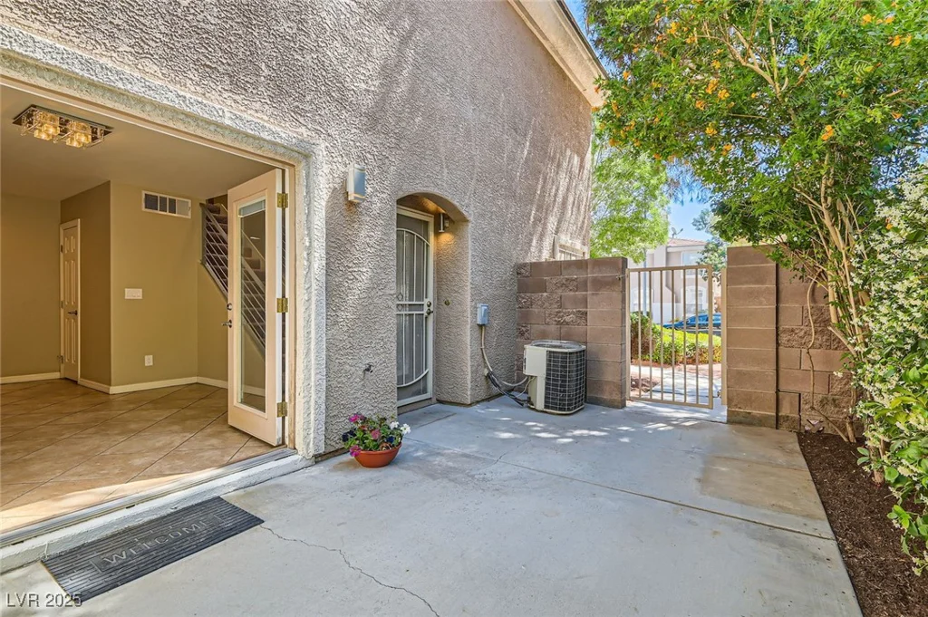 10159 Tumbling Tree, Las Vegas, NV 89183