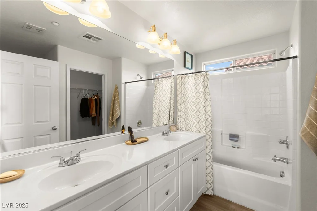 6488 Bentley Wood, Las Vegas, NV 89130