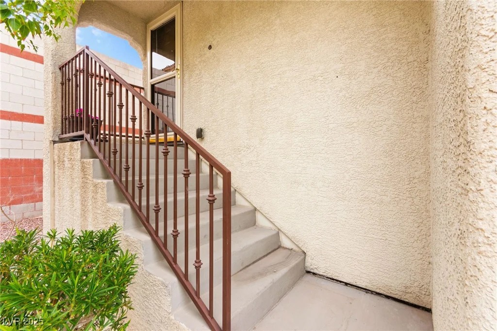 6488 Bentley Wood, Las Vegas, NV 89130