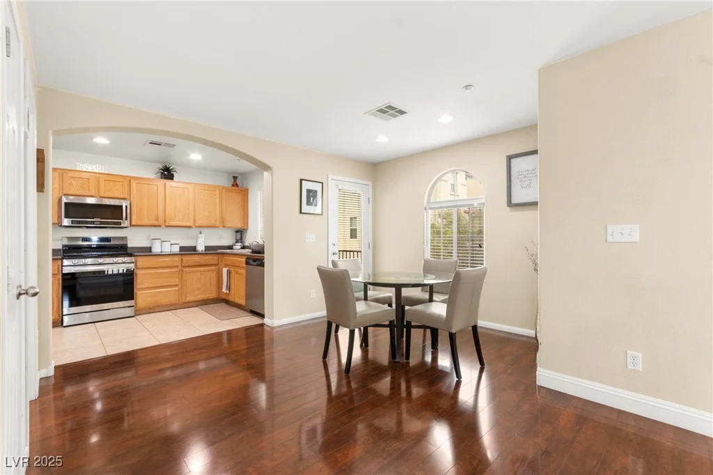 6488 Bentley Wood, Las Vegas, NV 89130