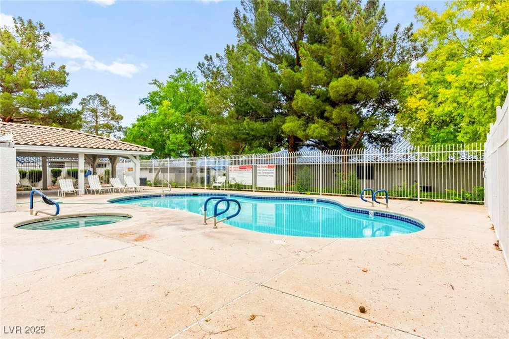 2040 Bavington, Las Vegas, NV 89108
