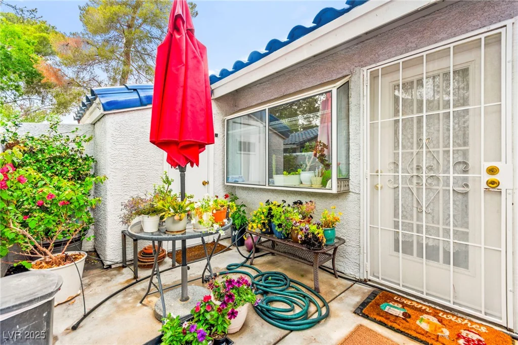 2040 Bavington, Las Vegas, NV 89108