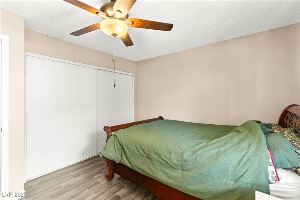 2040 Bavington, Las Vegas, NV 89108