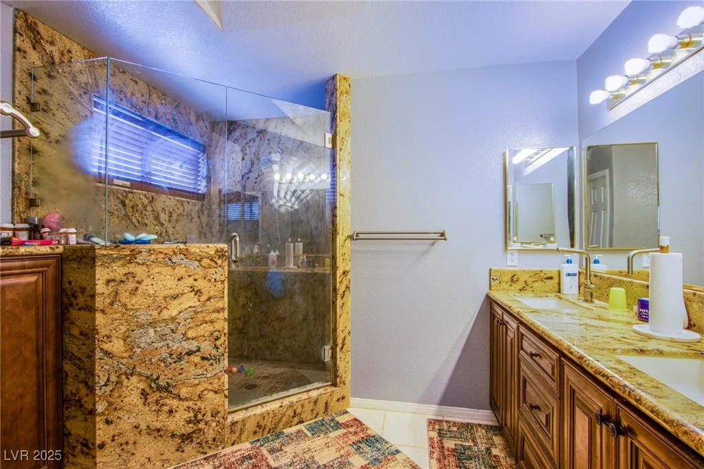 6259 Santander, Las Vegas, NV 89103