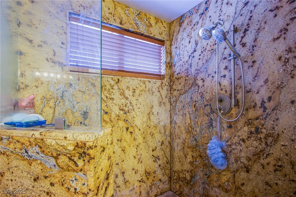 6259 Santander, Las Vegas, NV 89103