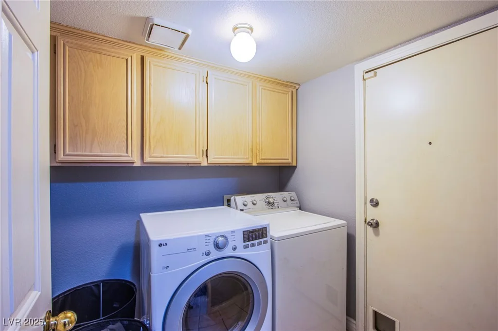6259 Santander, Las Vegas, NV 89103