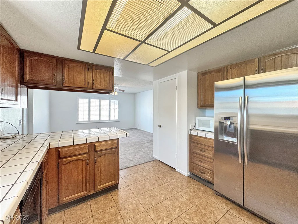 5460 Conville, Las Vegas, NV 89120