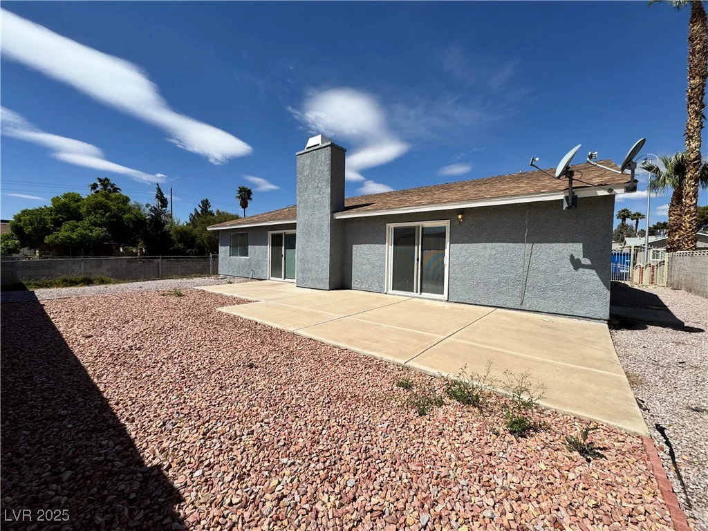 5460 Conville, Las Vegas, NV 89120
