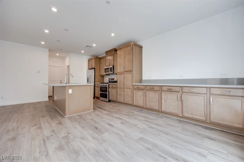 4349 Tabor Peak, Las Vegas, NV 89141