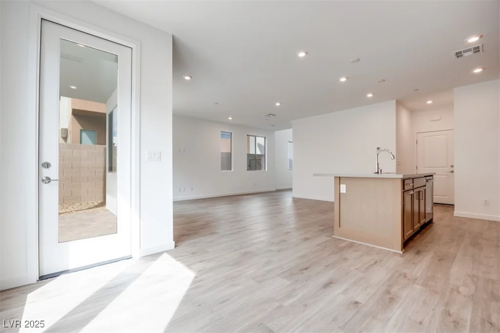 4349 Tabor Peak, Las Vegas, NV 89141