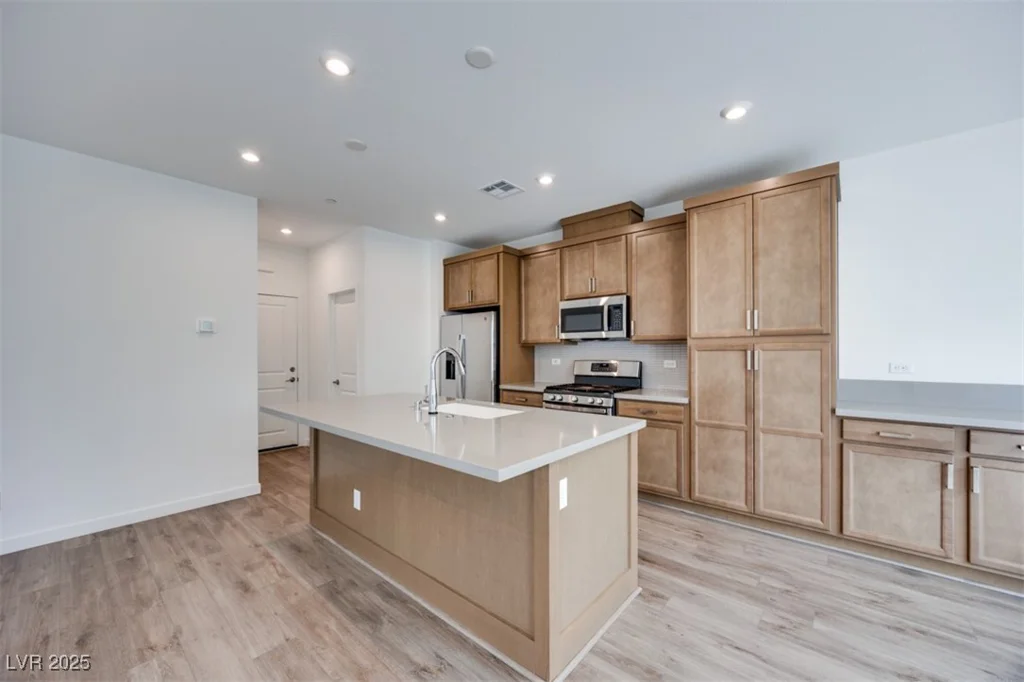 4349 Tabor Peak, Las Vegas, NV 89141