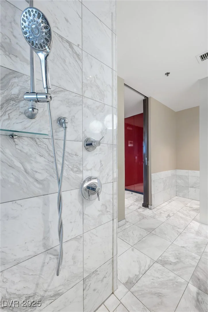 4381 FLAMINGO, Las Vegas, NV 89103