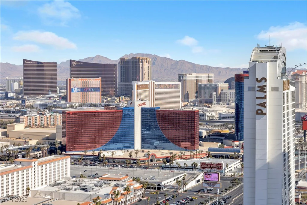 4381 FLAMINGO, Las Vegas, NV 89103
