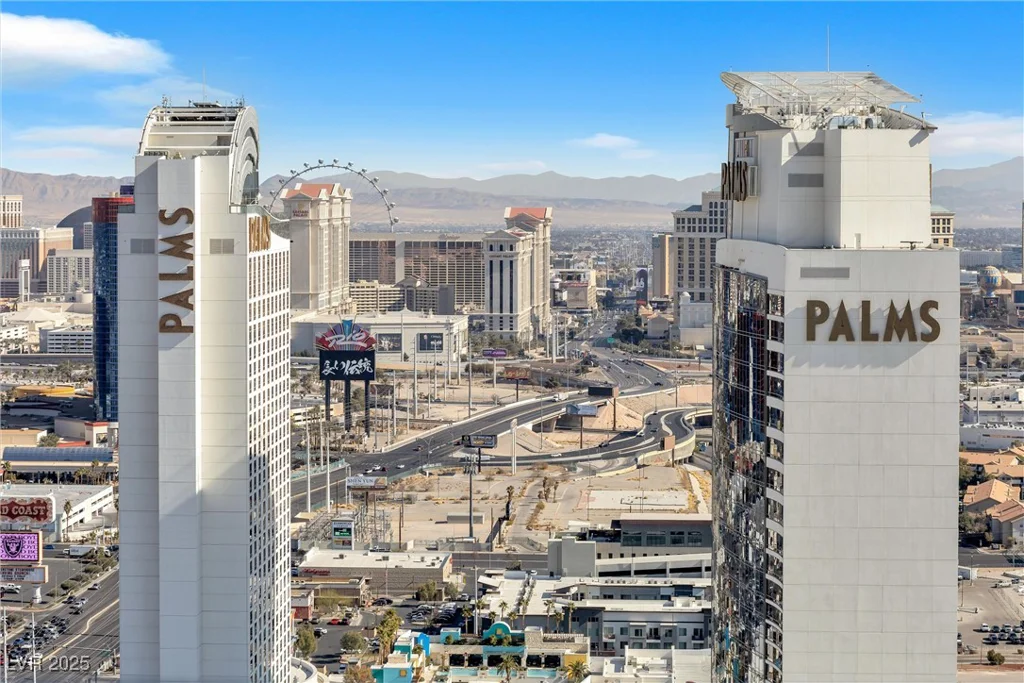 4381 FLAMINGO, Las Vegas, NV 89103