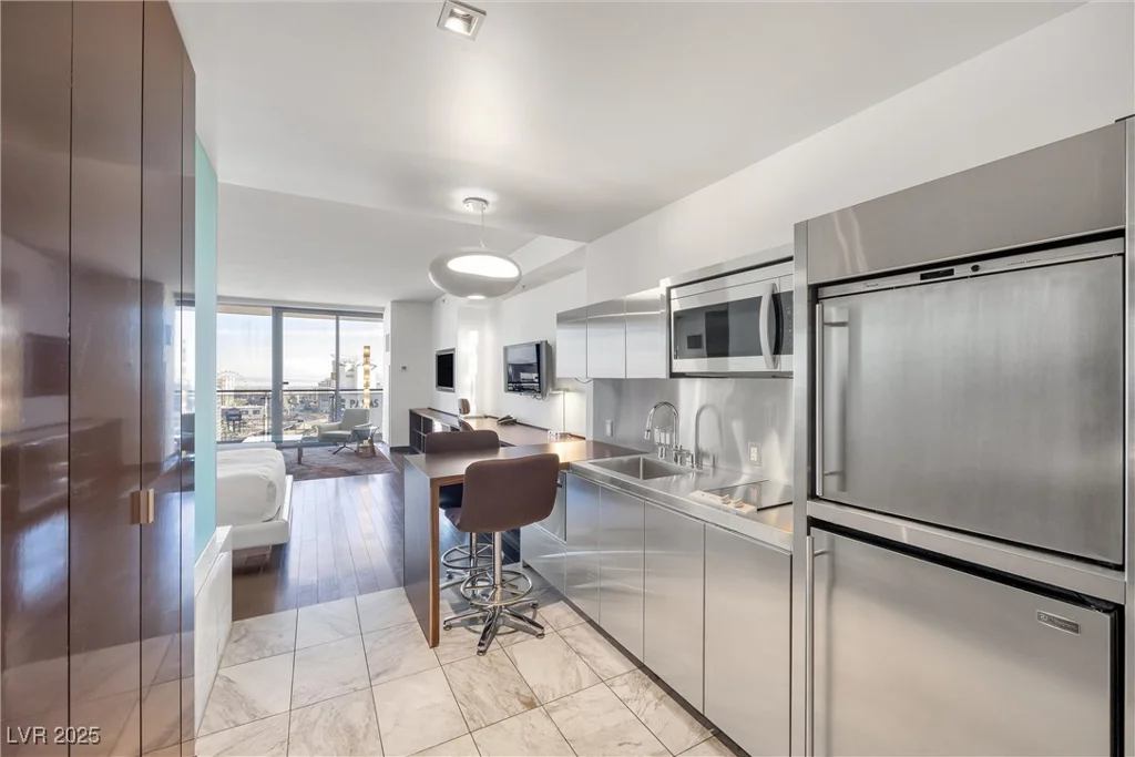 4381 FLAMINGO, Las Vegas, NV 89103